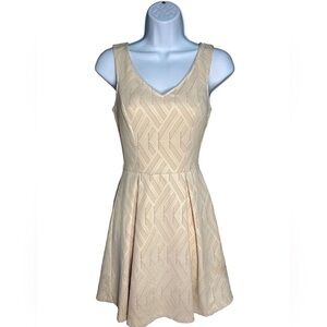 Aqua Dress Women's Sleeveless Tailored Fit Cut-Out Pleated Lined Ivory Size-XS